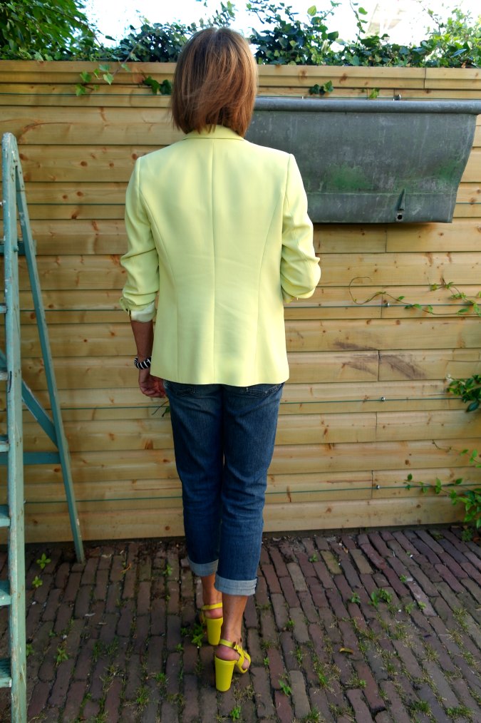 Yellow summer jacket, yellow sandals, B&W 3