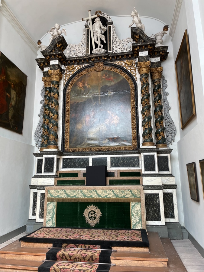 Chapel in Museum De Lakenhal Leiden
