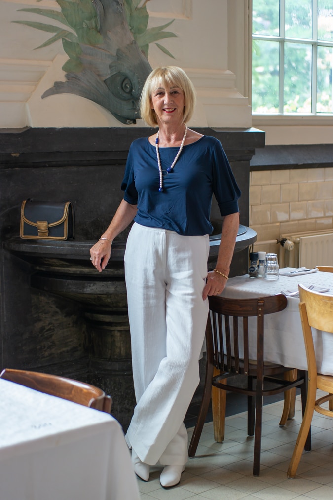wide white trousers with blue top
