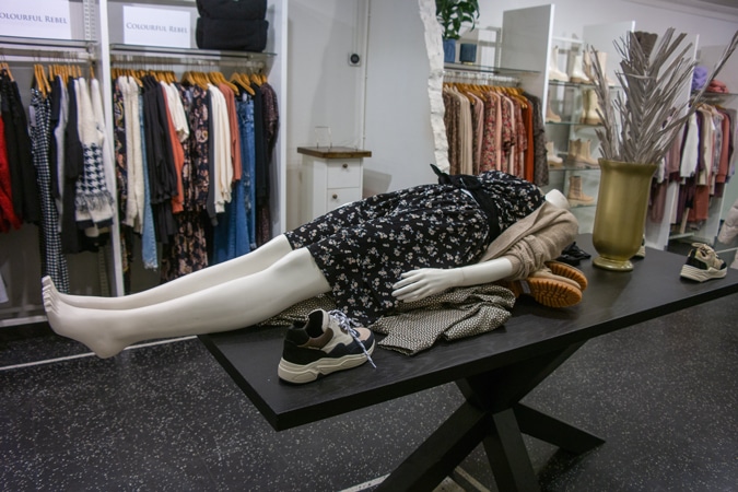Mannequin without a head