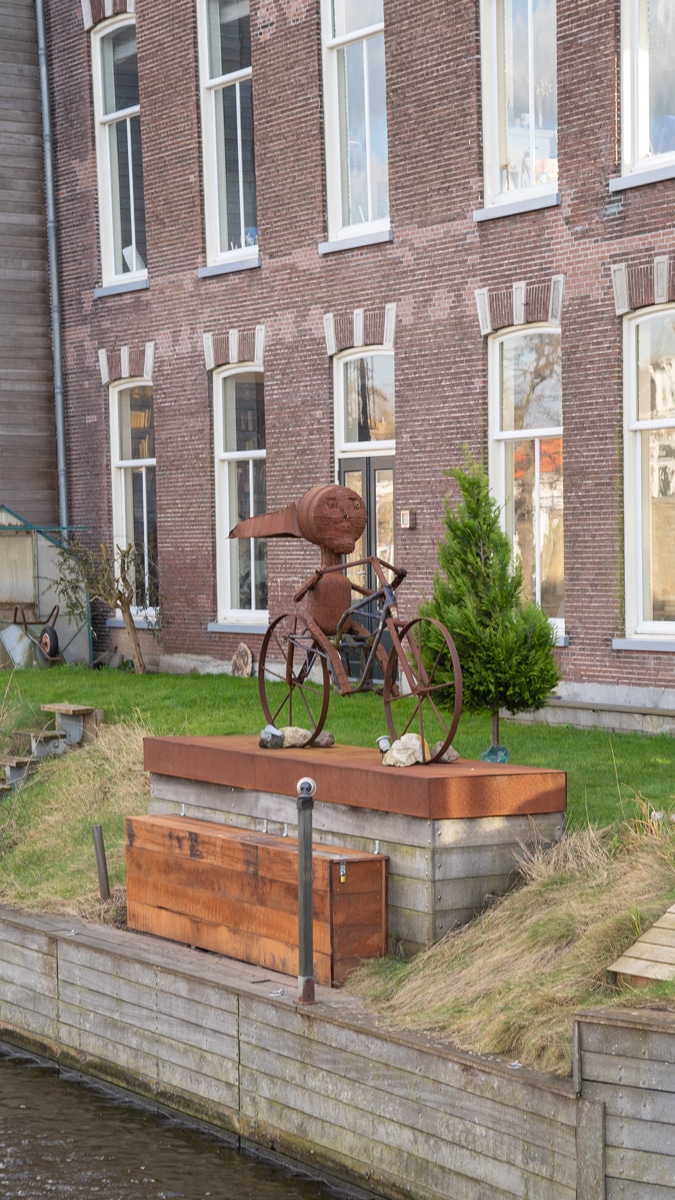 Cyclist statue in Leiden