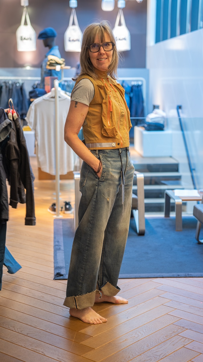 Katrien with G-Star Raw jeans and vest