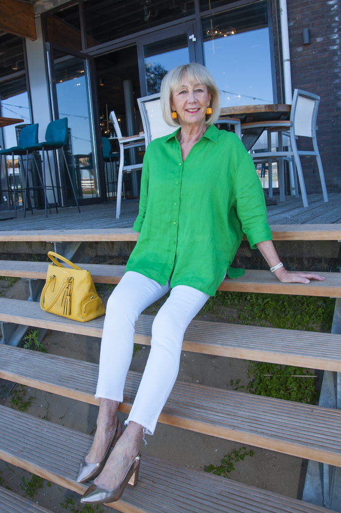 Bright green shirt with pale yellow skinnies