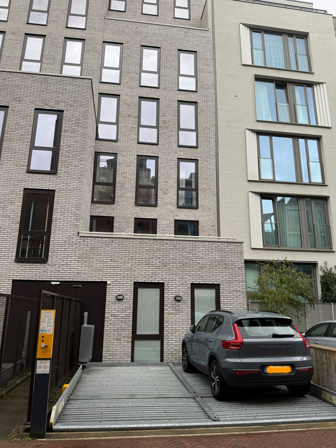 Delft modern architecture