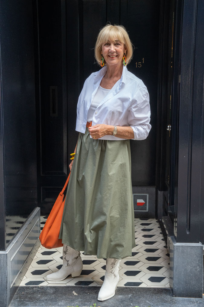 Green balloon skirt with white jacket