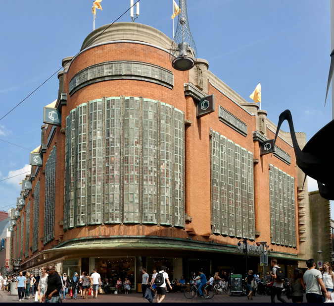 Bijenkorf The Hague photographed by Choinowski