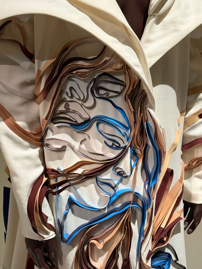 Face of robe by Iris van Herpen