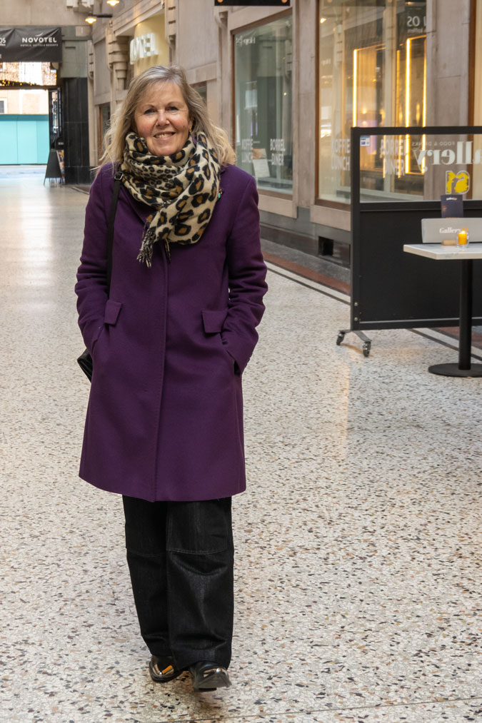 Marjolein in purple coat