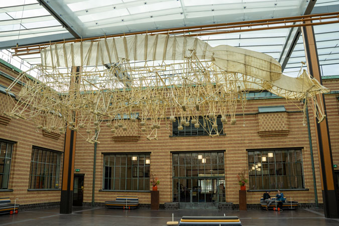 Standbeest (Beach Beast) by Theo Jansen