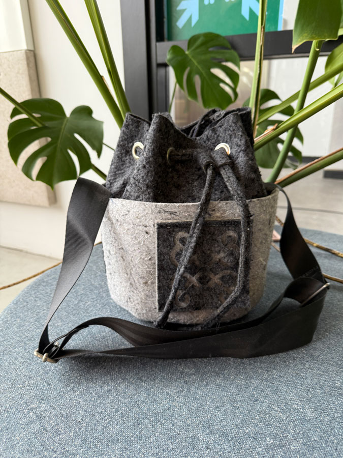 Bucket bag from recycled material