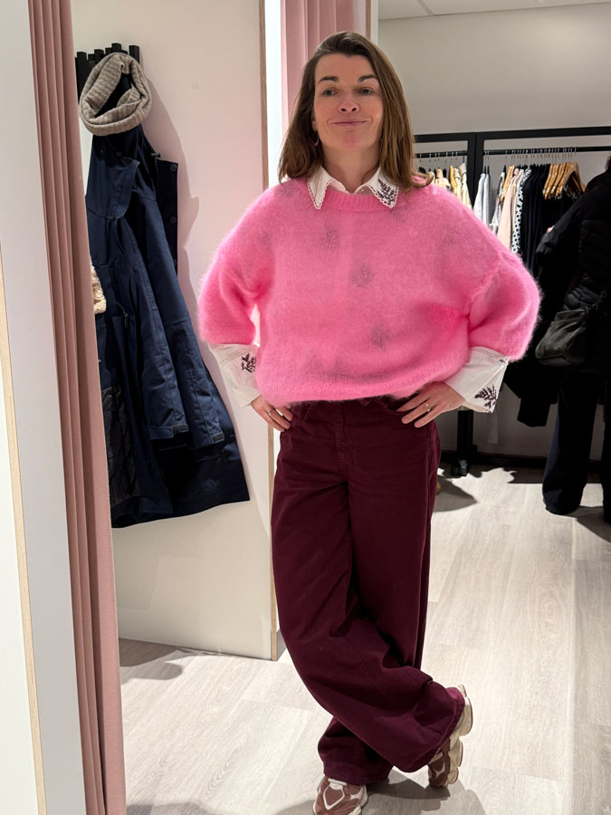 Outfit Anke with pink sweater
