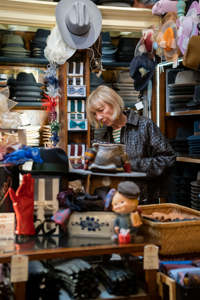Hat shop