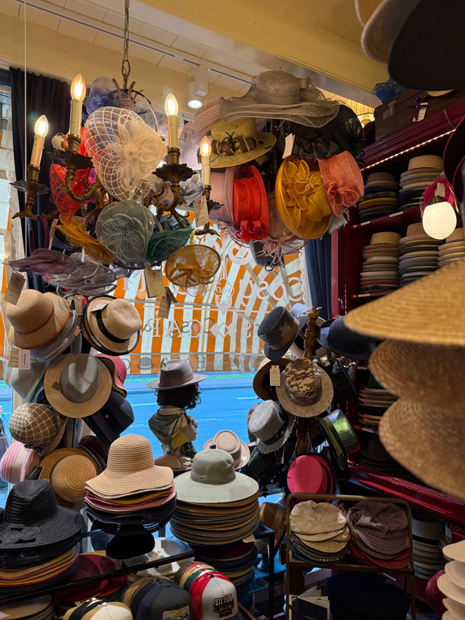 Hat shop