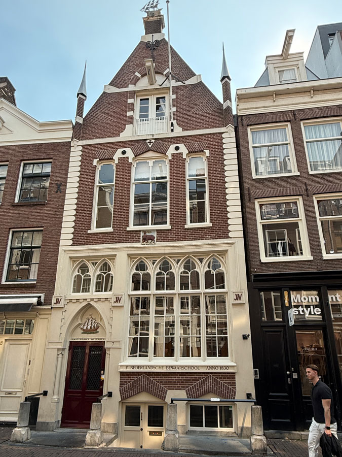 Amsterdams Welvaren house