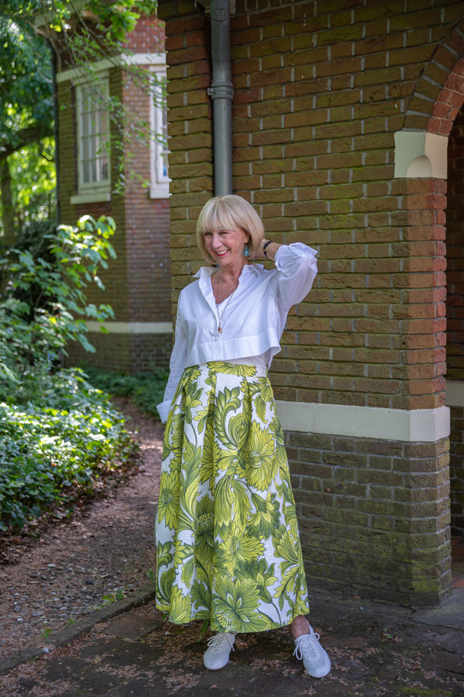 Green and white floral skirt with a cropped white blouse