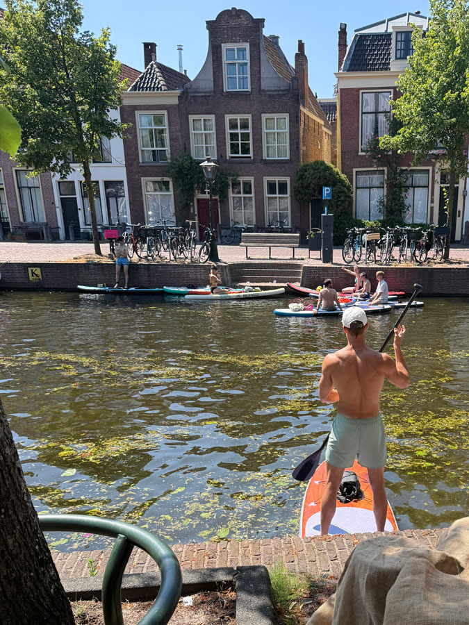Water fun on a hot day in Leiden