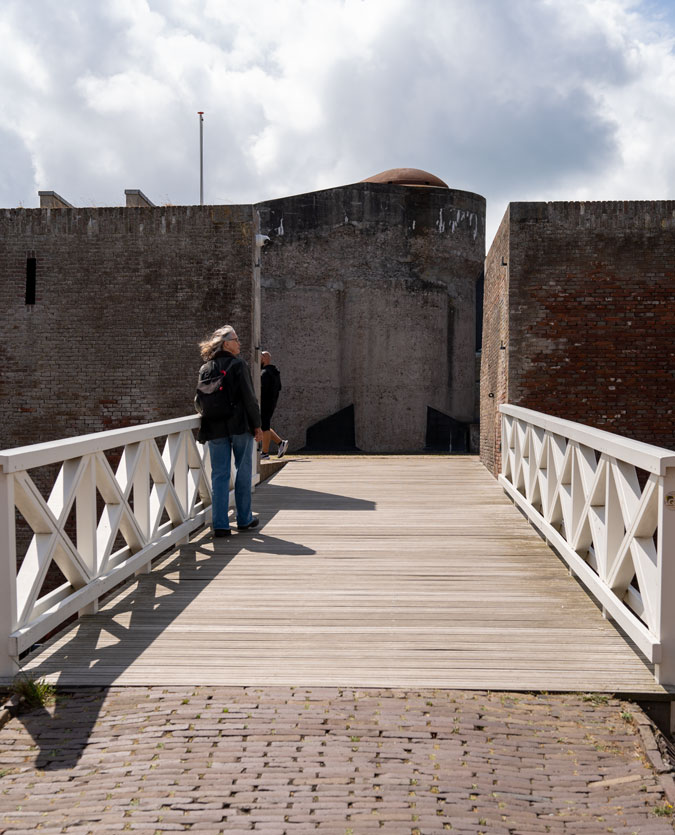 Ineke going to Fort Kijkduin in Den Helder