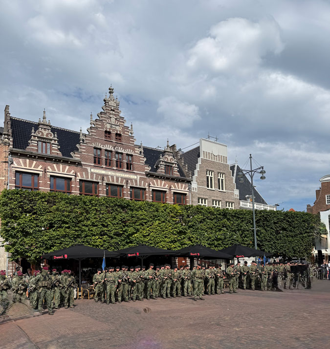 Young soldiers taking the oath