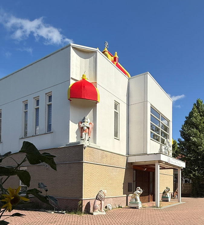 Hindu temple The Hague called Shri Sanatan Dharm Dew Mandir